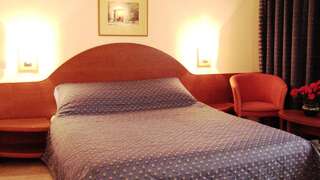 Отель Hotel Irisa Бухарест Двухместный номер с 1 кроватью-4