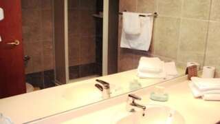 Отель Hotel Irisa Бухарест Двухместный номер с 2 отдельными кроватями-6